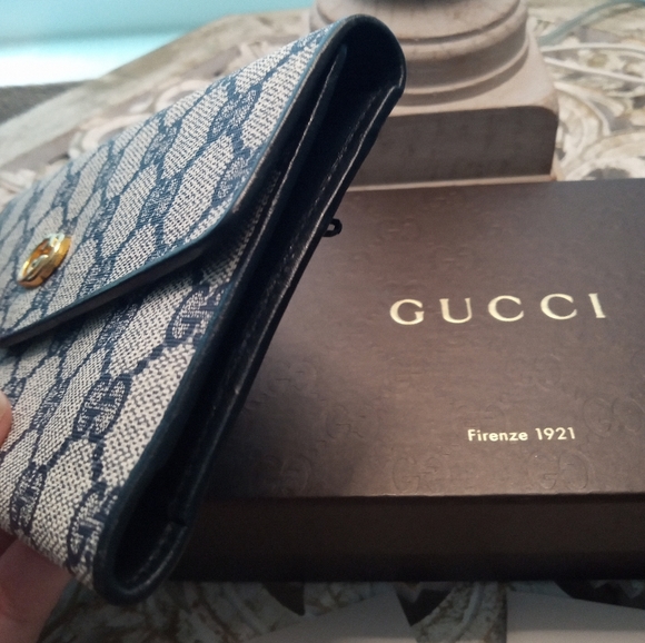 Vintage Gucci GG Checkbook Wallet - 100% Authentic - Picture 3 of 8